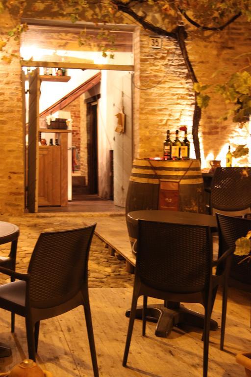 La Neviera Nel Pozzo Bed & Breakfast Offida Exterior photo